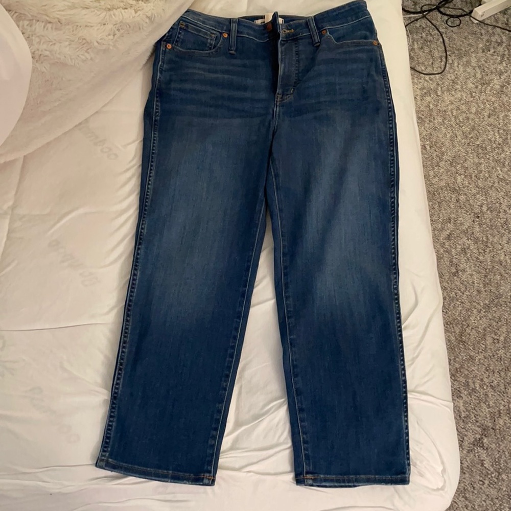 Madewell w-29 curvy stovepipe denim jeans. Tags on